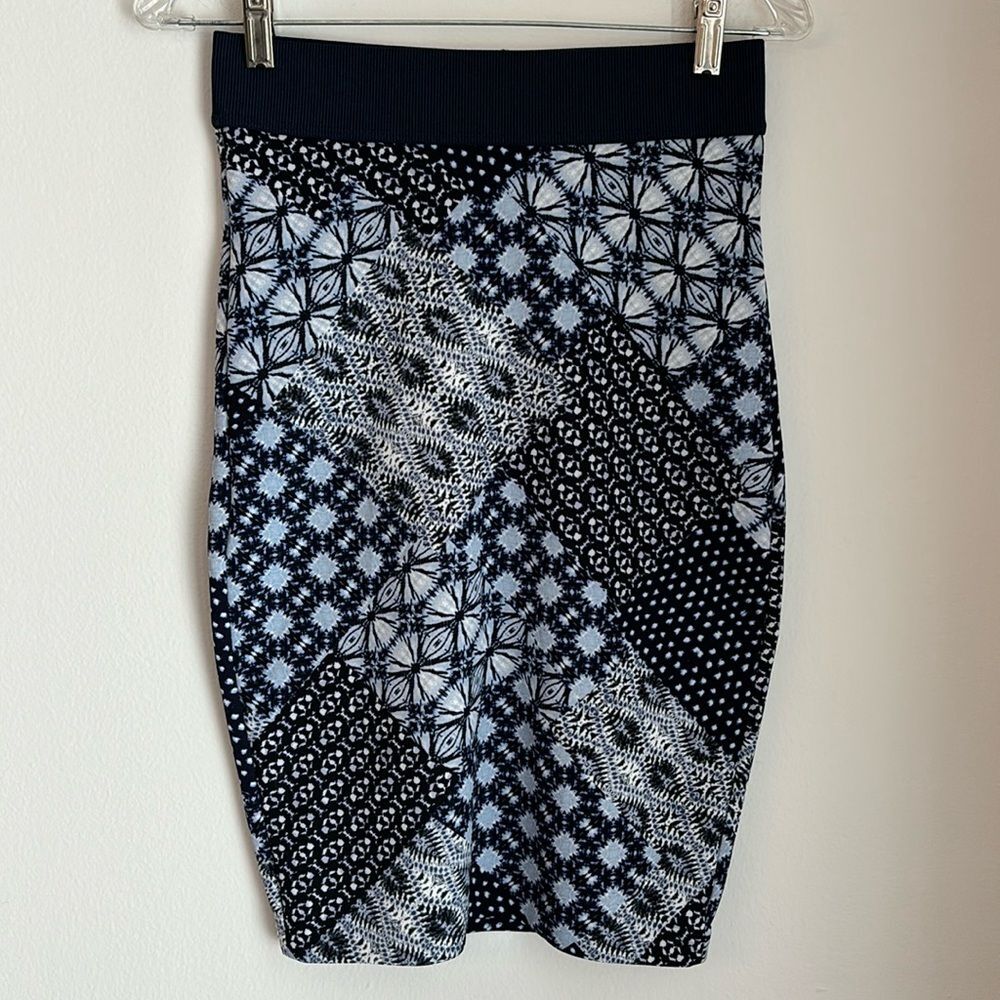 Margaret O’Leary Women Pull On Tie Dye Patch Pencil work skirt blue size XS NWT!